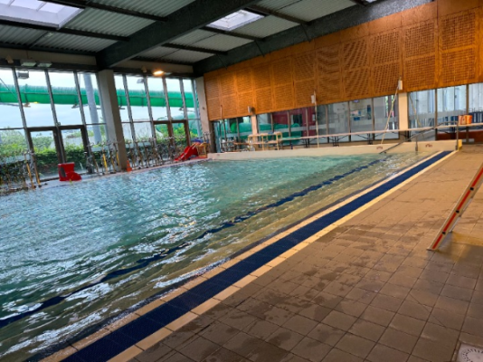 PISCINE CARRÉ D'EAU À BOURG EN BRESSE