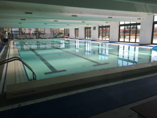 PISCINE À BASSENS