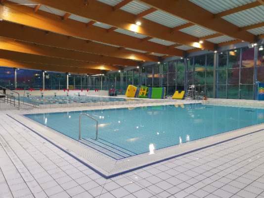 CENTRE AQUATIQUE AQUAVALLON À RODEZ